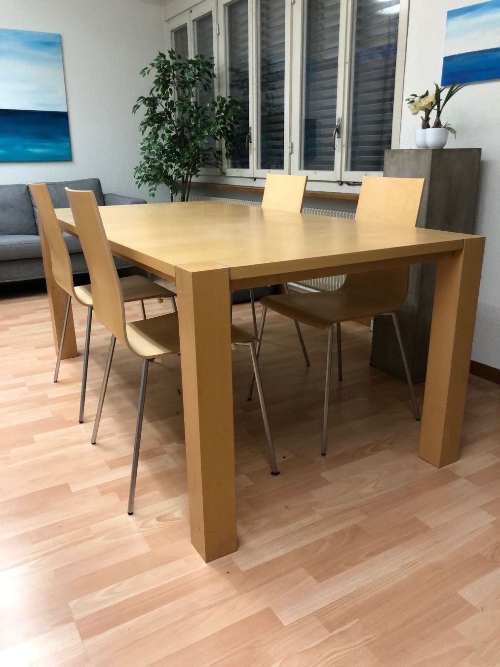 Tisch mit vier Stühlen / Esstisch | Kaufen auf Ricardo