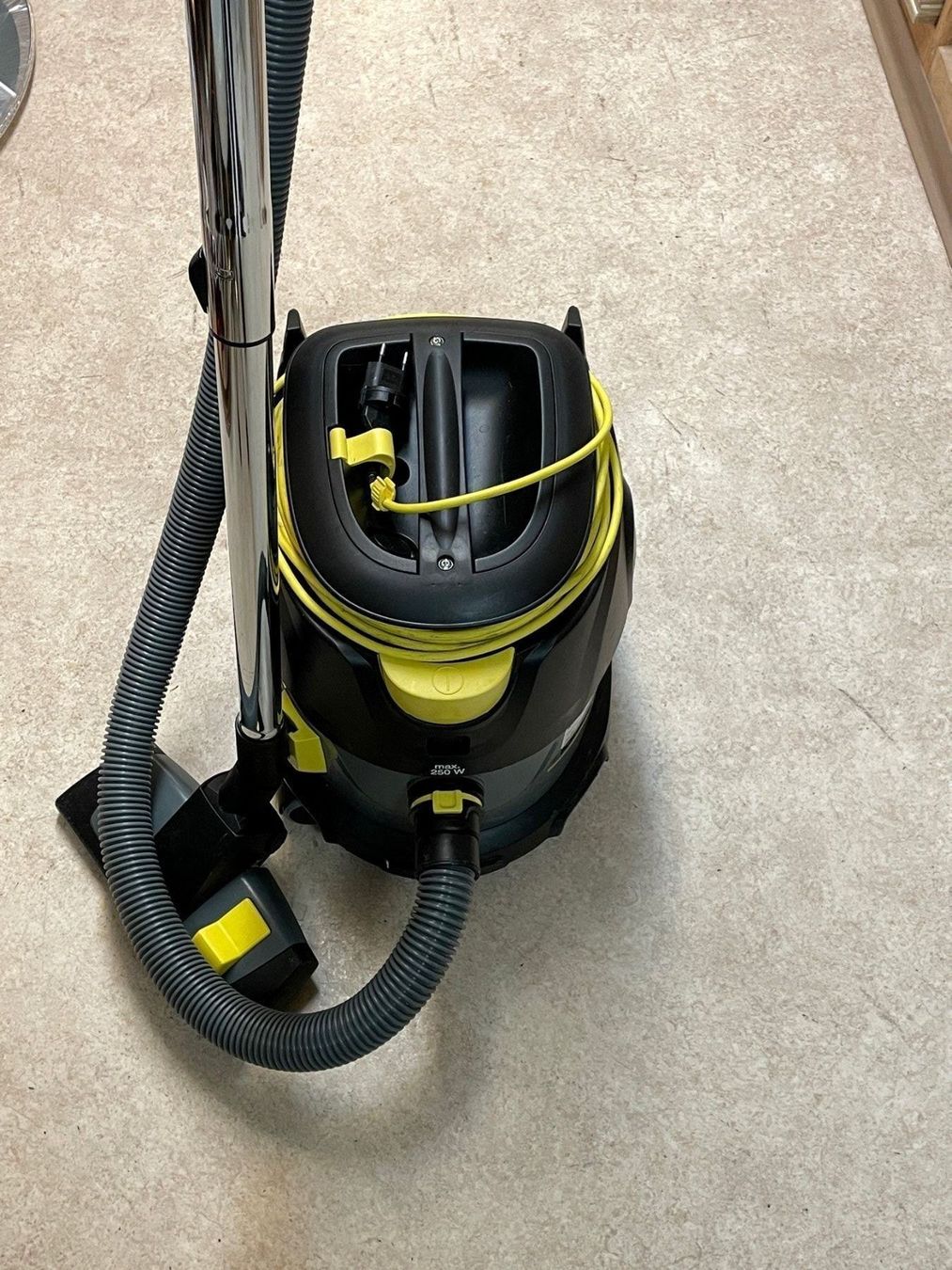 Kärcher T15/1 HEPA Staubsauger Neuwertig Kaufen auf Ricardo