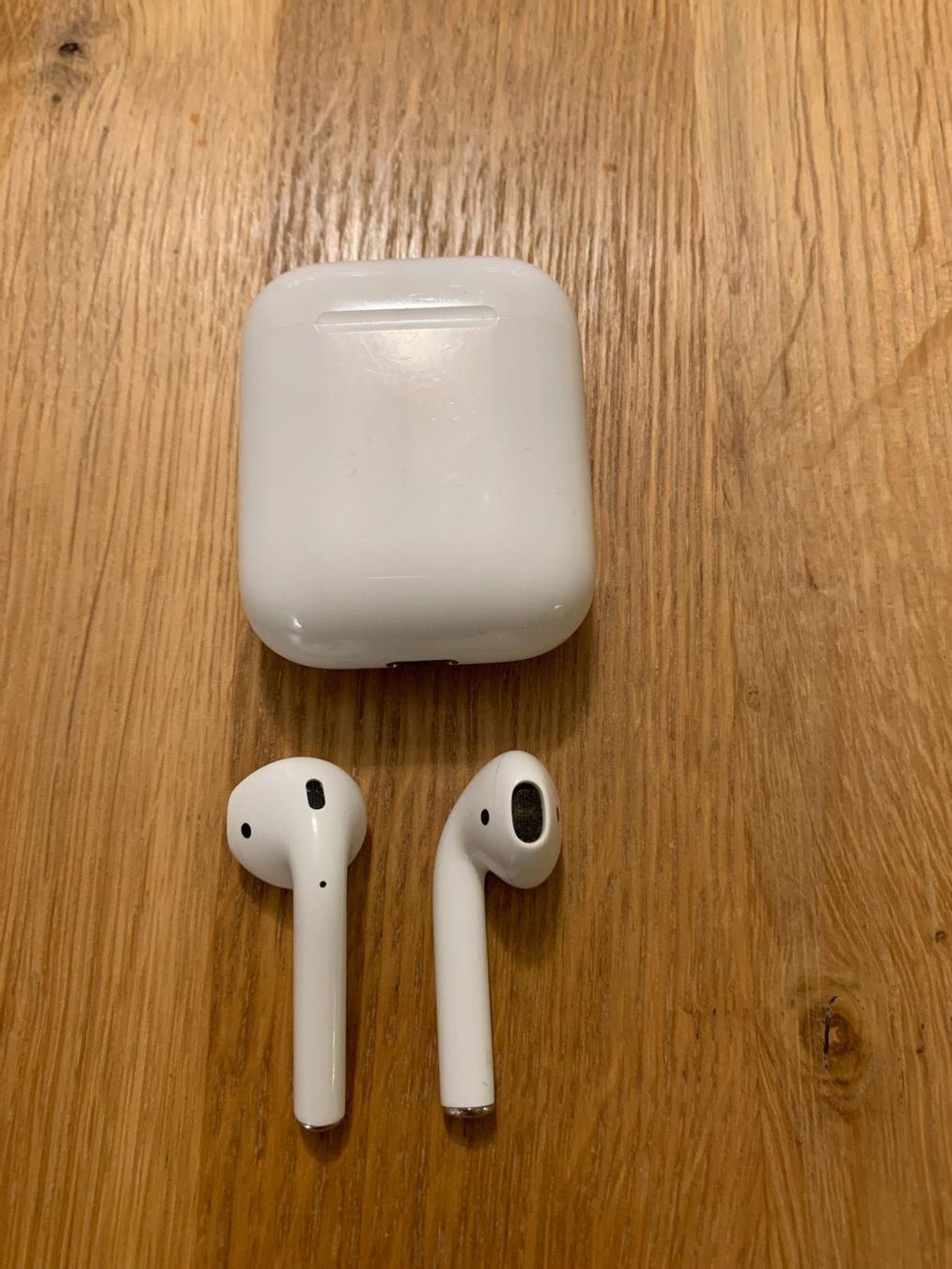 Apple airpods 1 обзор