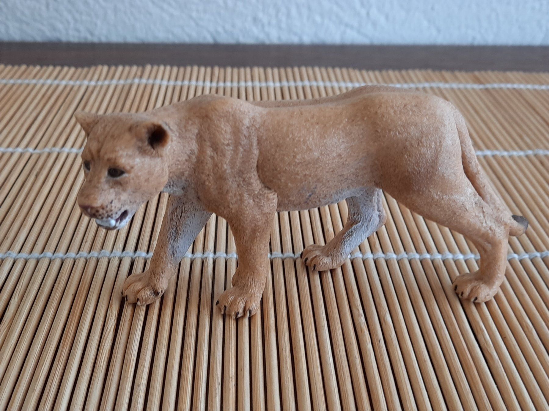 Figurine Schleich 17026 Lionne - PVC, 11cm, Neuf, Pour Collection Ou Jeu