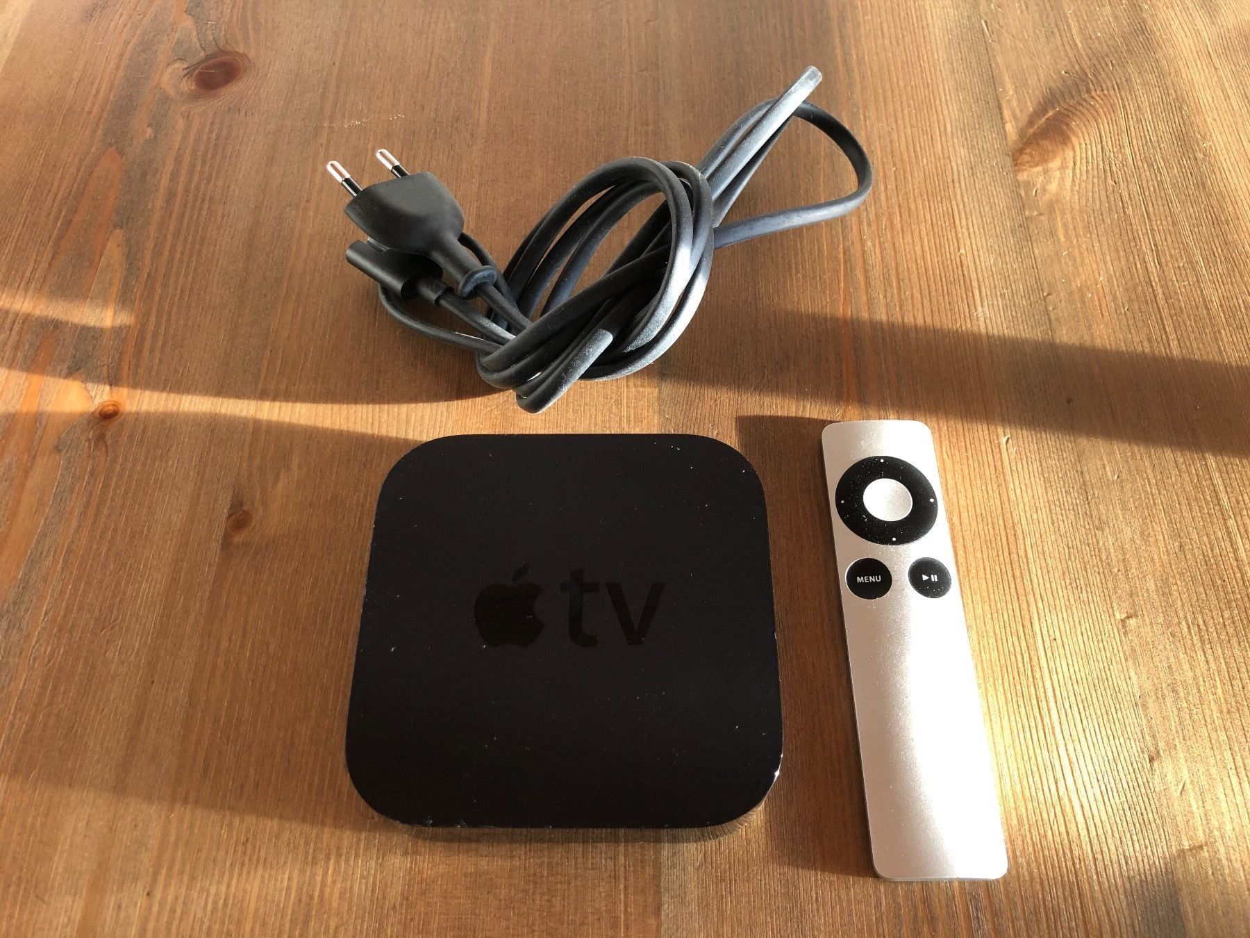 Apple tv 2 и 3 чем отличаются