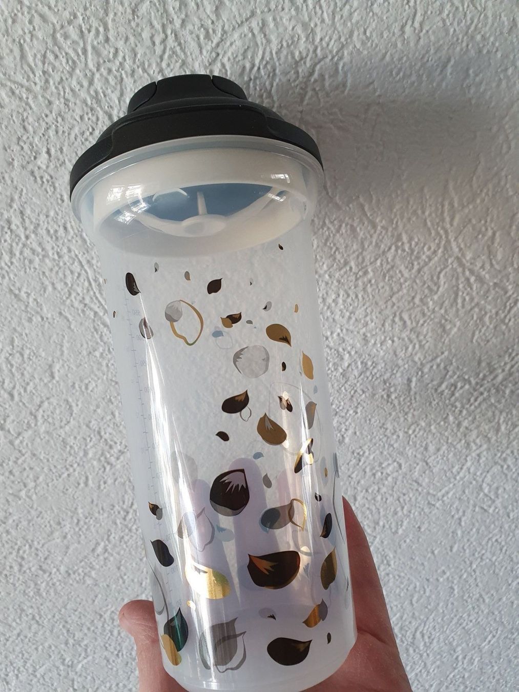 schüttelbecher tupperware