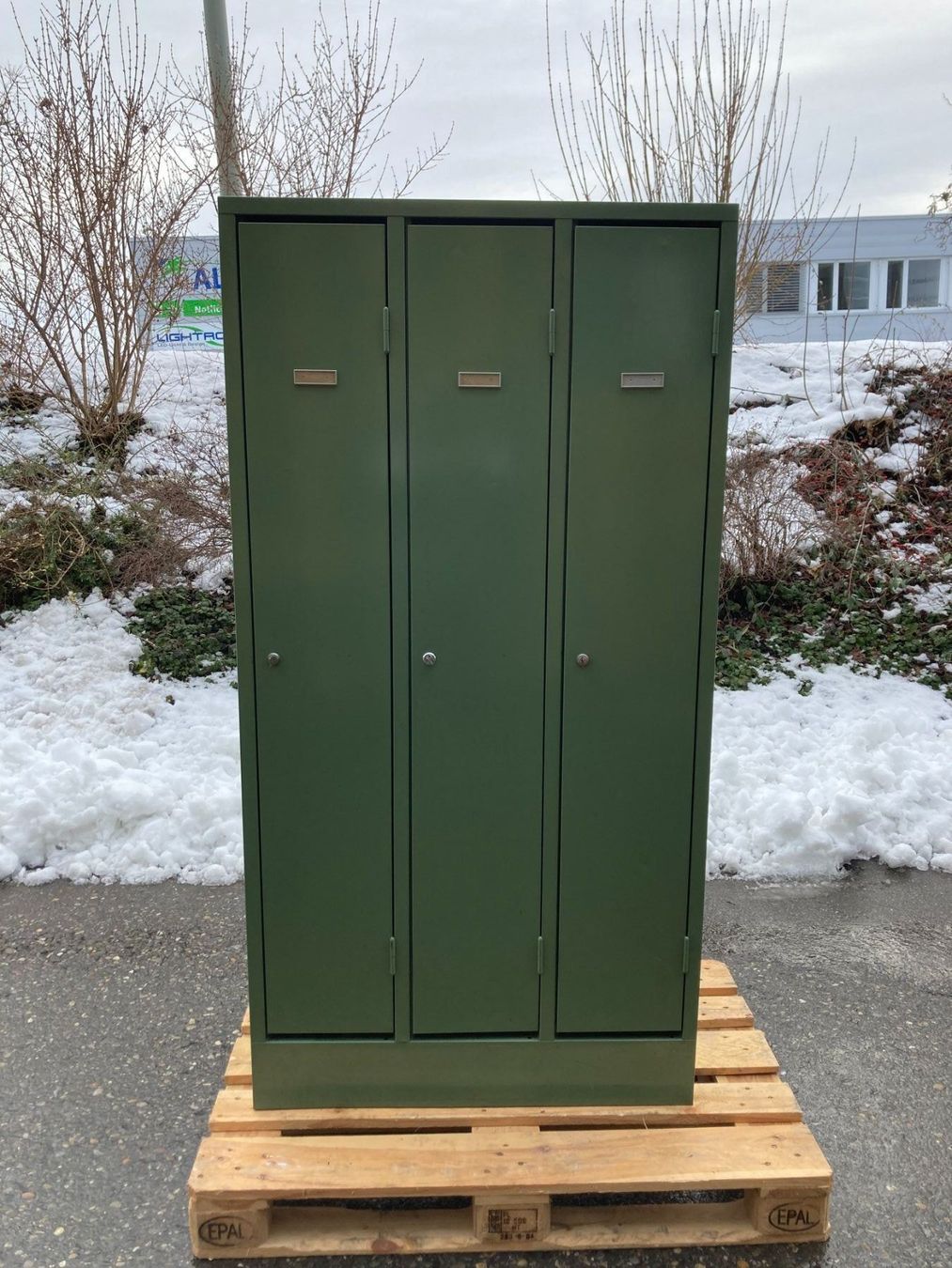 Spind | Kaufen auf Ricardo