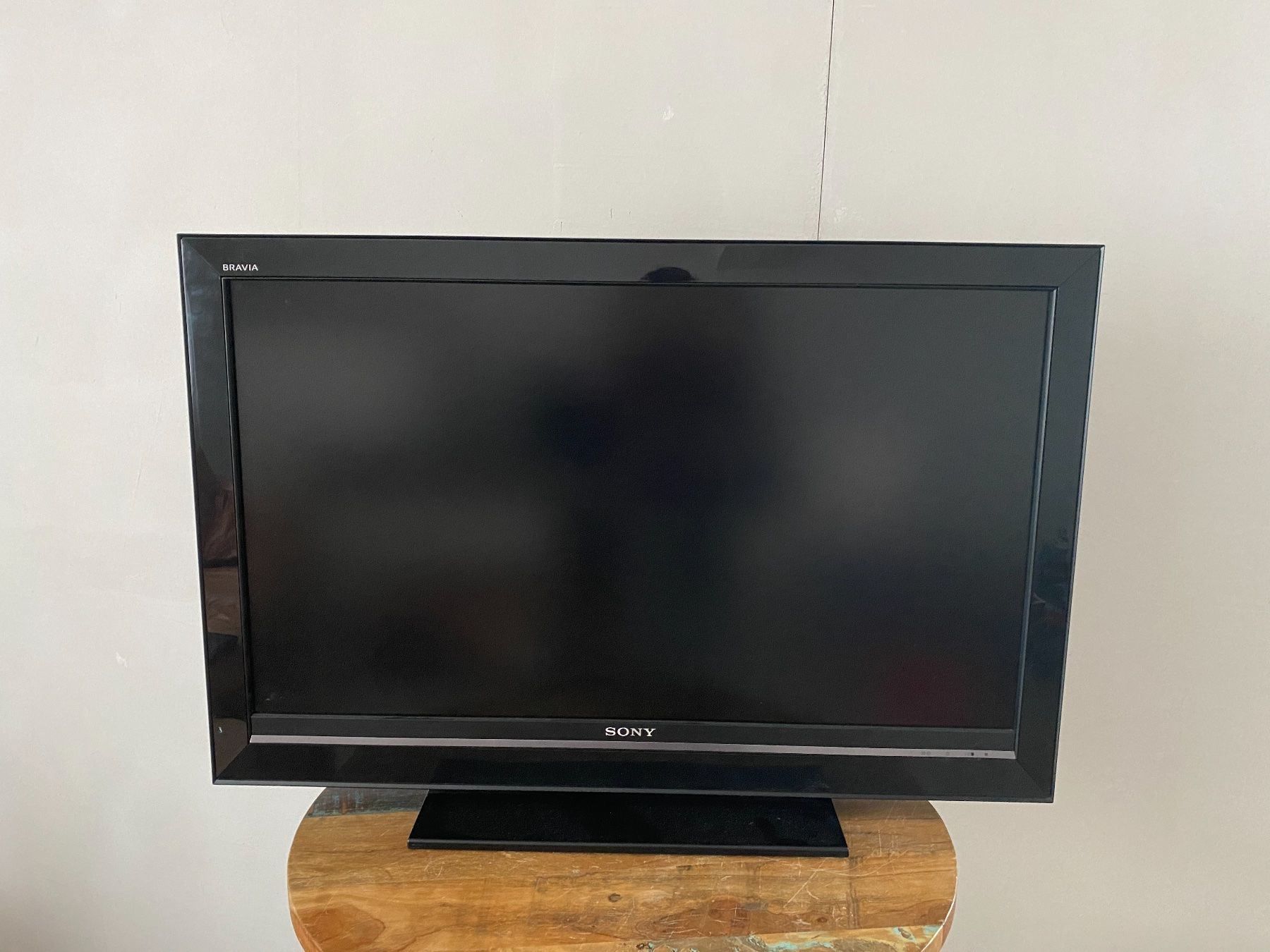 Sony Bravia Fernseher KDL40V3000 Acheter sur Ricardo