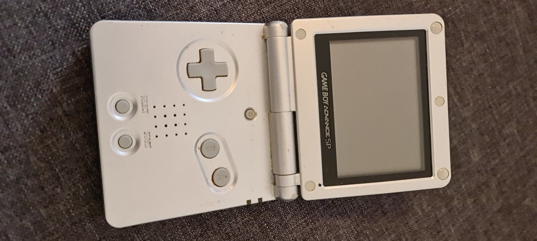 Game boy advance sp ique отличие от nintendo