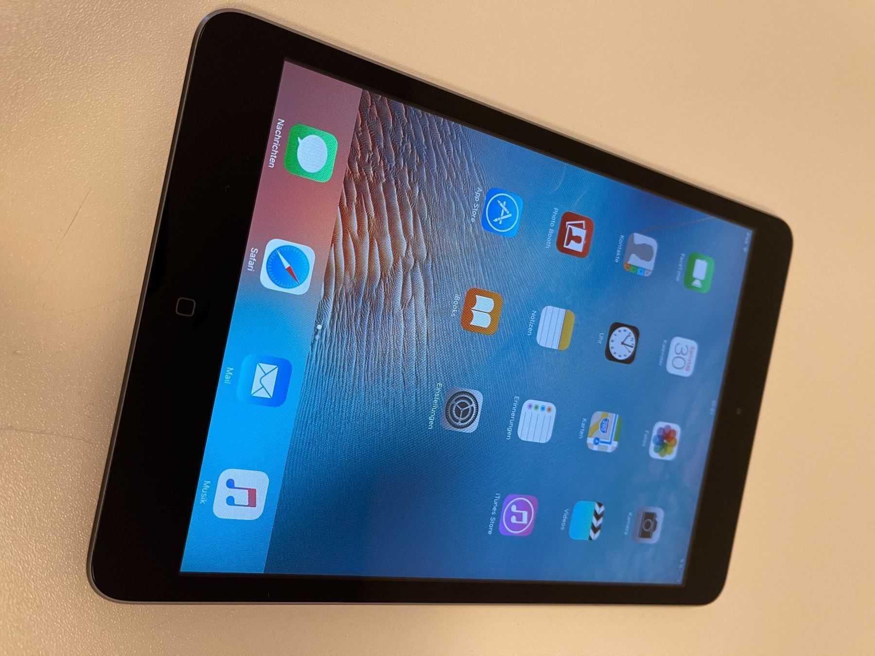 iPad mini 16GB schwarz 1. Generation