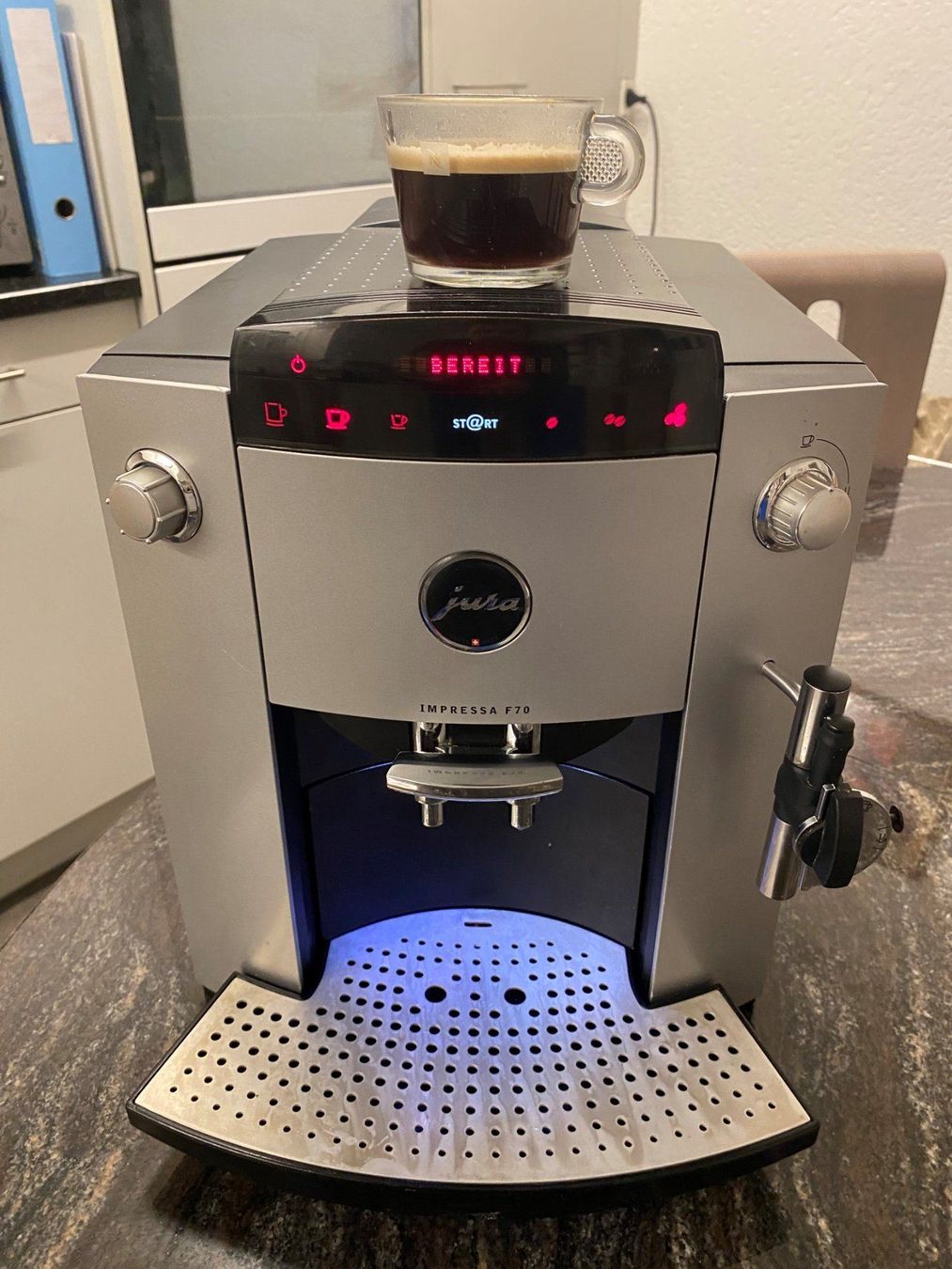 Jura Impressa F70 mit Garantie Kaufen auf Ricardo