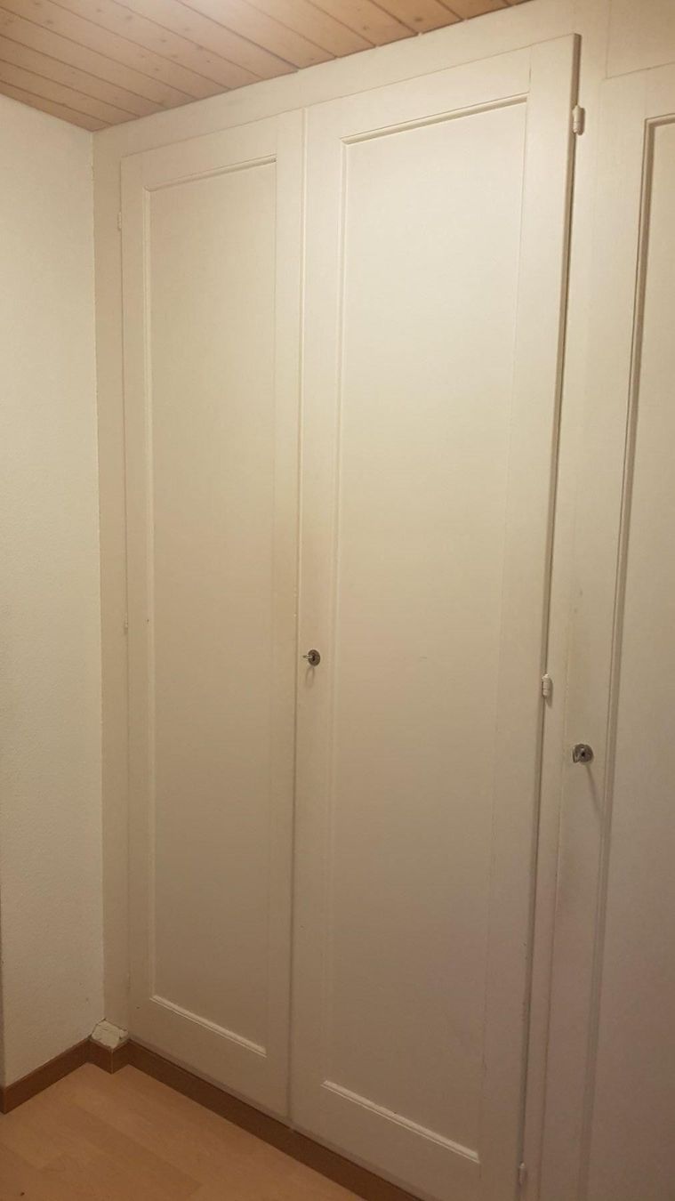 Doppel Schranktüren mit Schlüssel | Kaufen auf Ricardo