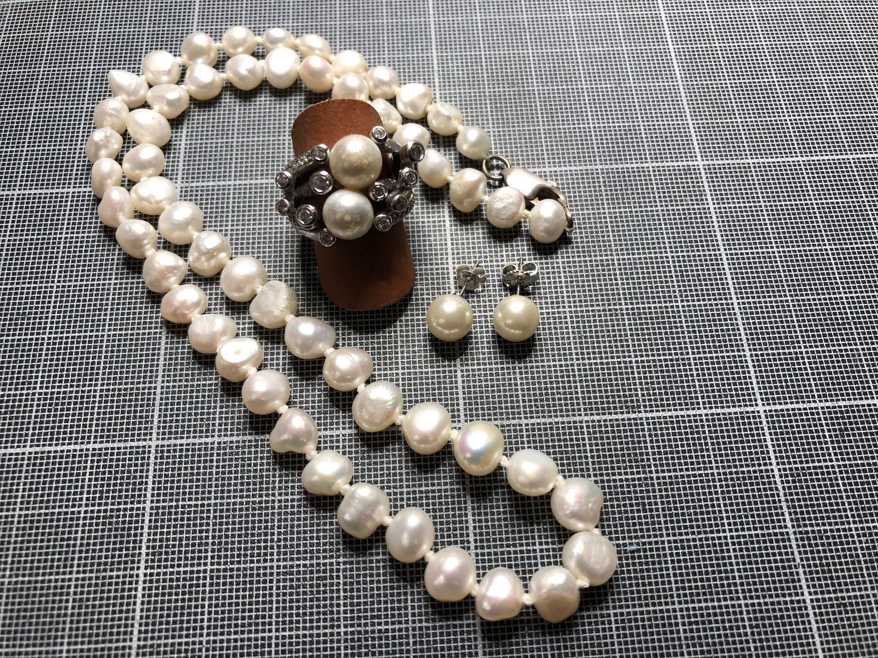 Perlen Garnitur echte Perlen ausser O‘St | Acheter sur Ricardo