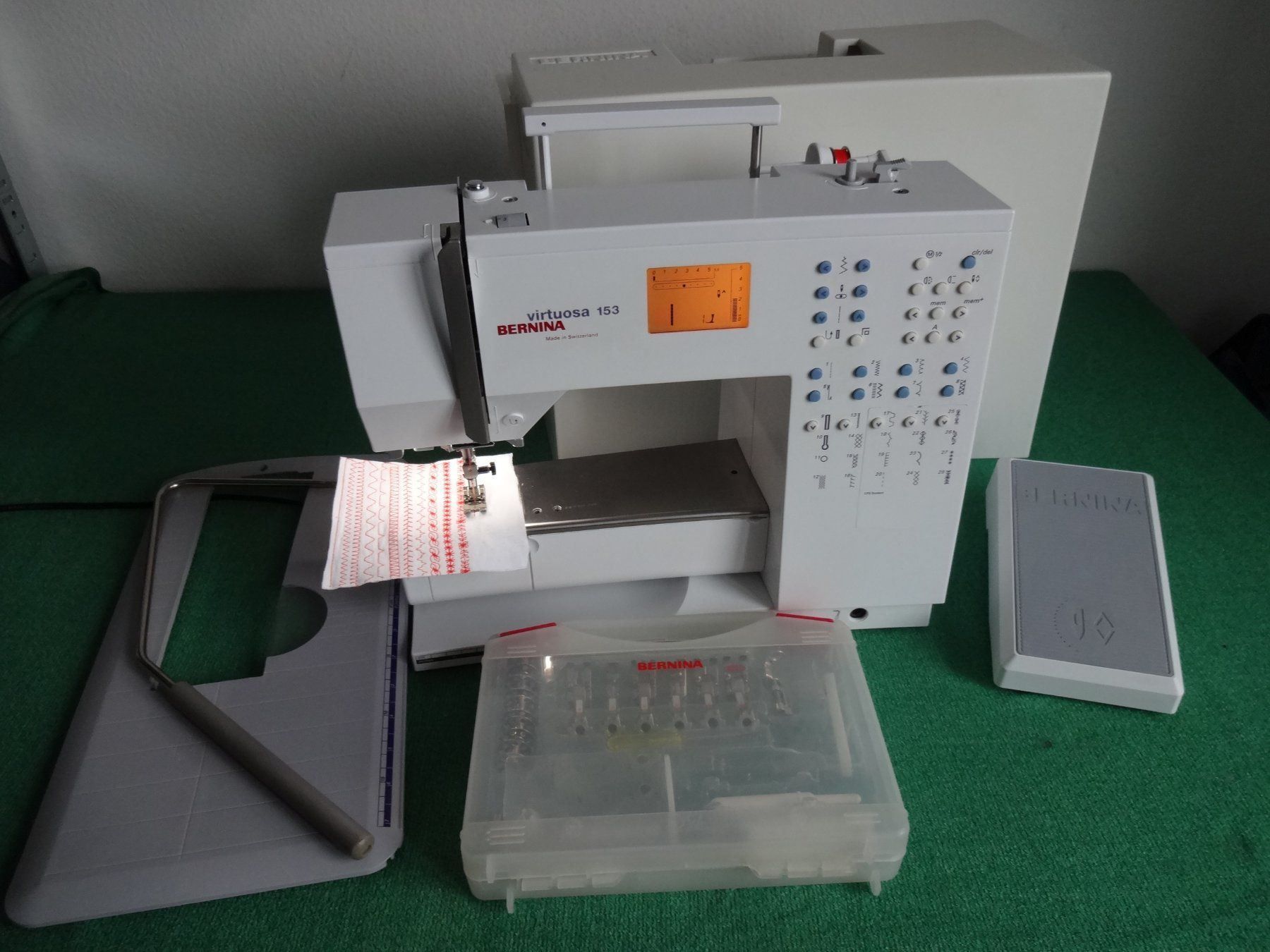 *BERNINA virtuosa 153*2Monate Garantie Kaufen auf Ricardo