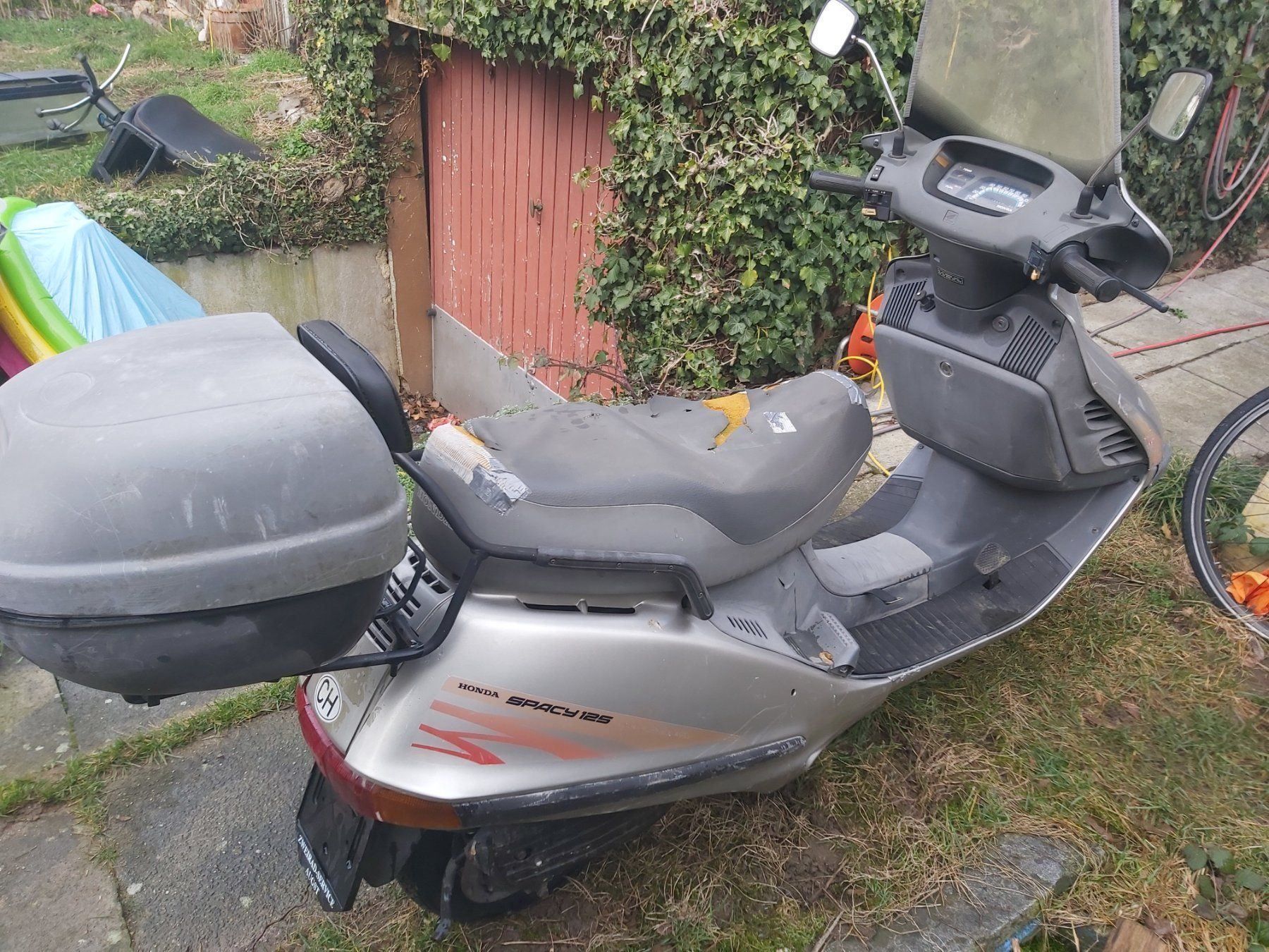Пластик honda spacy