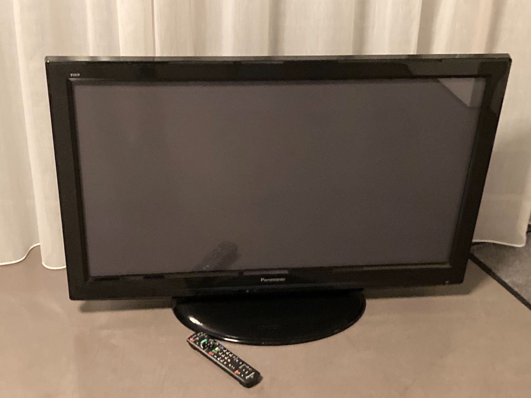 Panasonic Plasma TV 42 Zoll Fernseher Kaufen auf Ricardo