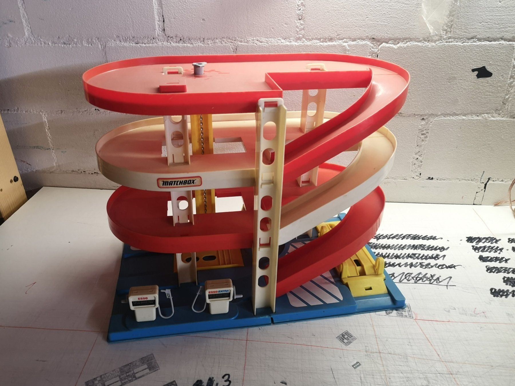 matchbox mg6 / vintage garage parkhaus Kaufen auf Ricardo