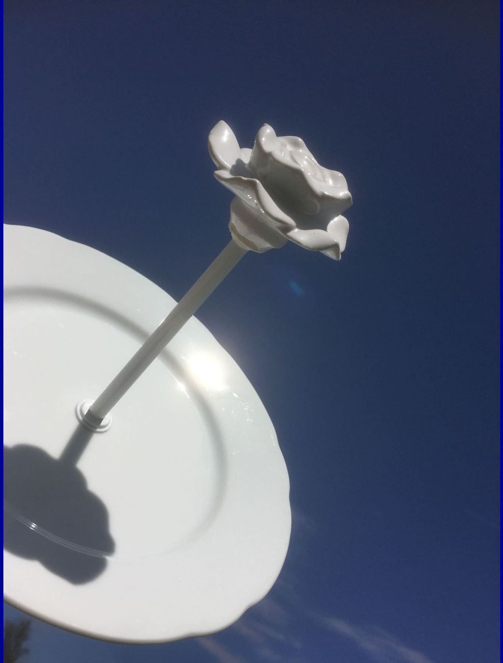 ETAGERE WEISS MIT PORZELLANROSENKOPF | Kaufen auf Ricardo