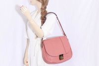 Chloe Schultertasche Elsie Medium Rosa Kaufen Auf Ricardo