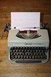 Machine à écrire Swissa