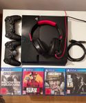 PS4 +2 Controller +Headset +4 Games