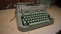 Schreibmaschine Hermes 3000