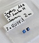 PAIRE DE SAPHIRS 2 x 2 mm pesant au total 0.025 ct