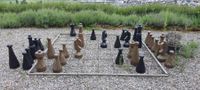 Schachfigurenset für den Garten, inkl. Spielfeld Leinen