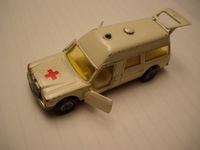 Krankenwagen Mercedes Benz   SIKU