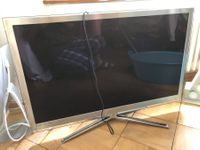 Samsung-Fernseher (silber)