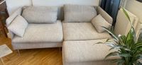 Neuwertiges bequemes Sofa
