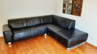 Sofa (Ecksofa) aus schwarzem Leder