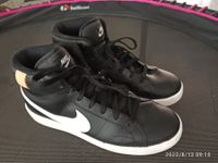 Nike Sneaker Grösse 42
