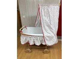 Stubenwagen für Baby, inkl. Matratze, Vorhang & Moskitonetz