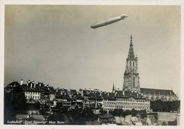 Ansichtskarte Zeppelin über Bern