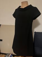 Petite robe noir Caroll t 44