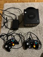 Nintendo GameCube schwarz mit 2 original Controllern