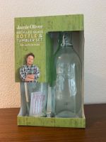 Wasserflasche und Glas Jamie Oliver