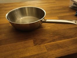 Cucina Tavola Gastro Edelstahlpfanne Stiehkasserolle 24cm