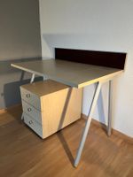 Pult mit Bürostuhl + Schubladenstock