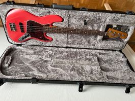 Fender Road Worn 60s Jazz Bass Fiesta Red