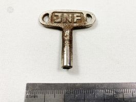 JNF Vierkantschlüssel Schlüssel Blechspielzeug