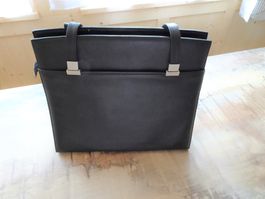 Elegante, schwarze echt Leder Handtasche - Chan23.31