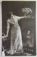 AK Dame vor Kamin, mit Traummann, 1913