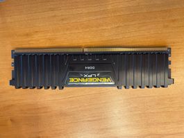 Corsair Vengance DDR4 16GB 3000 MHZ RAM