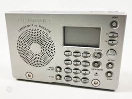 Grundig YB-P 2000 4-Band Weltempfänger Radio Porsche Design